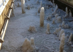 WOW: Bubbling tanks, frigid temps result in wondrous icy landscape