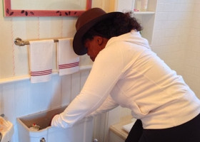 PIC: Just Oprah fixing her toilet.